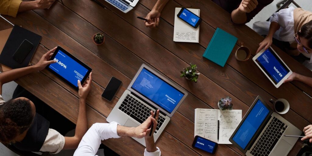 How Do Legal Focus Groups Work? What Attorneys Should Expect